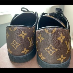 Louis Vuitton line up sneakers